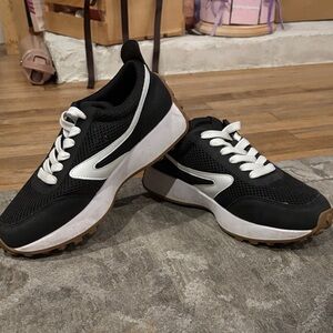 Dolce Vita Black and White Sneakers
